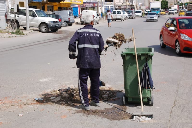 La municipalité de Tunis appelle les habitants à conserver autant que possible leurs ordures ménagères !