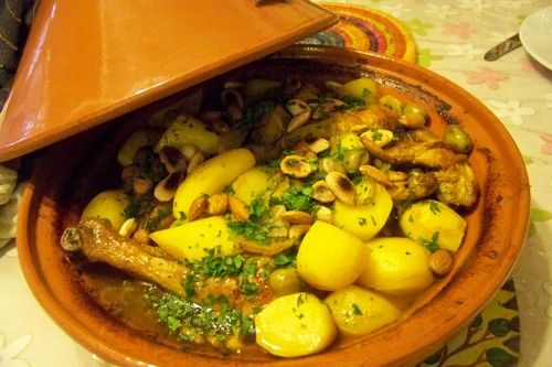 Recette : Tajine de poulet aux olives, citron confit et pommes de terre