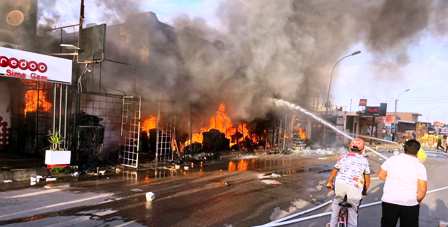 Tunisie – Un grand incendie ravage le marché de Libye à Ben Guerdène