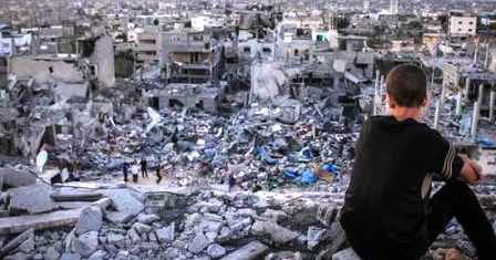 Les volontaires de la Croix-Rouge refusent d’abandonner les plus nécessiteux à Gaza malgré les risques
