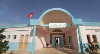 Collège Ibn Rochd à Gafsa: Enseignants, surveillants et agents administratifs portent le brassard rouge