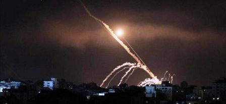 Salves de roquettes du Hamas : Plusieurs blessés à Tel Aviv et ailleurs en Israël