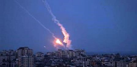 Le Hamas lance une nouvelle salve de roquettes sur Tel Aviv