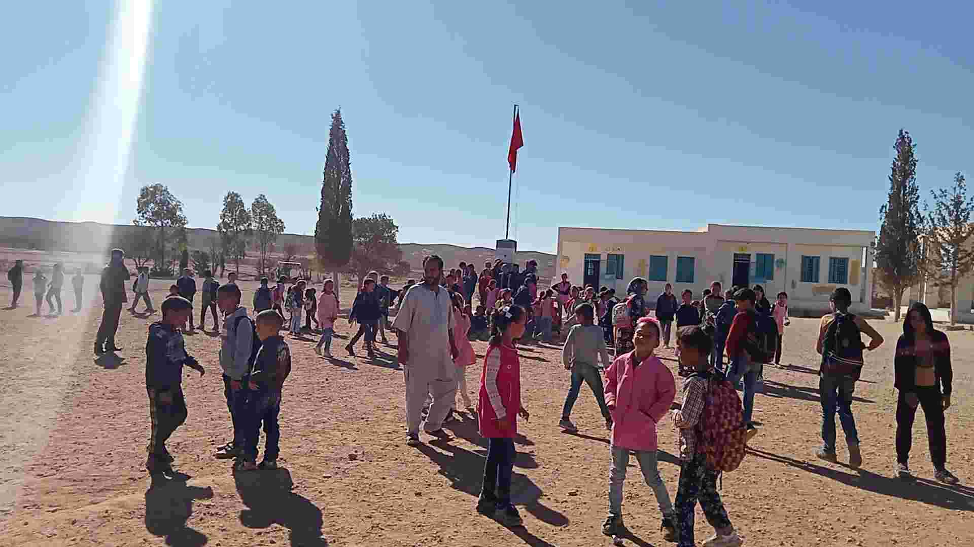 Kasserine : Suspension des cours dans une école pour exiger une série de demandes urgentes (Photos)