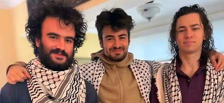 USA : Trois palestiniens ciblés par un tireur juste parce qu’ils portaient le Keffieh palestinien
