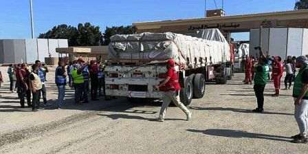 Rafah : Passage de 40 camions de matériel pour un hôpital de campagne vers Gaza