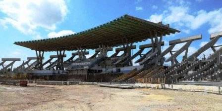 Tunisie – Kaïs Saïed visite le chantier du stade d’El Menzah
