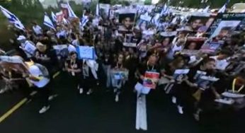 Manifestation de Tel Aviv à Jerusalem pour exiger un cessez le feu et le retour des otages