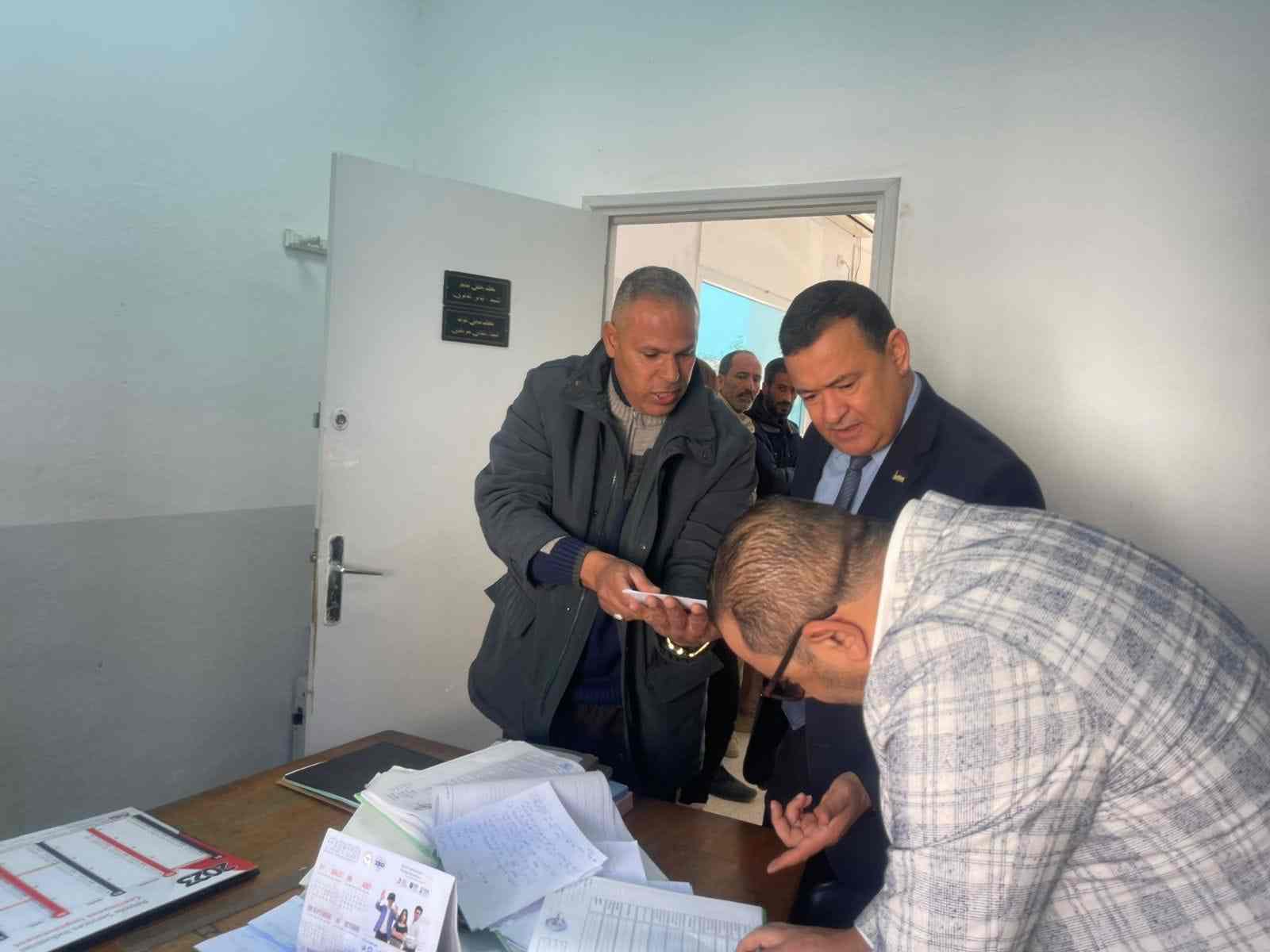 Visite inopinée: Le premier délégué de Sfax se rend à des établissements publics