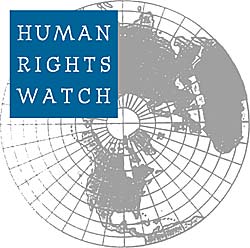 HRW qualifie le bombardement d’un bâtiment résidentiel comme “un crime de guerre”