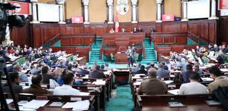 Tunisie – Le parlement valide une loi en vue de régulariser les situations de 6000 travailleurs de chantiers