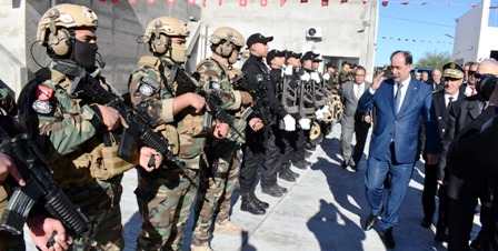 Tunisie – Kamel Feki inspecte les unités sécuritaires à Ben Guerdene-Ras Jedir
