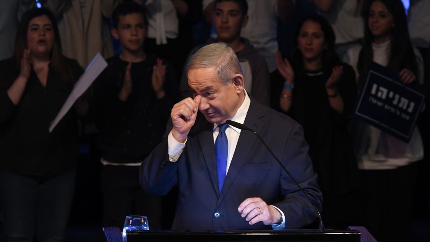Israël : Le début de la fin pour Netanyahu, en pleine guerre son méga procès pour corruption reprend