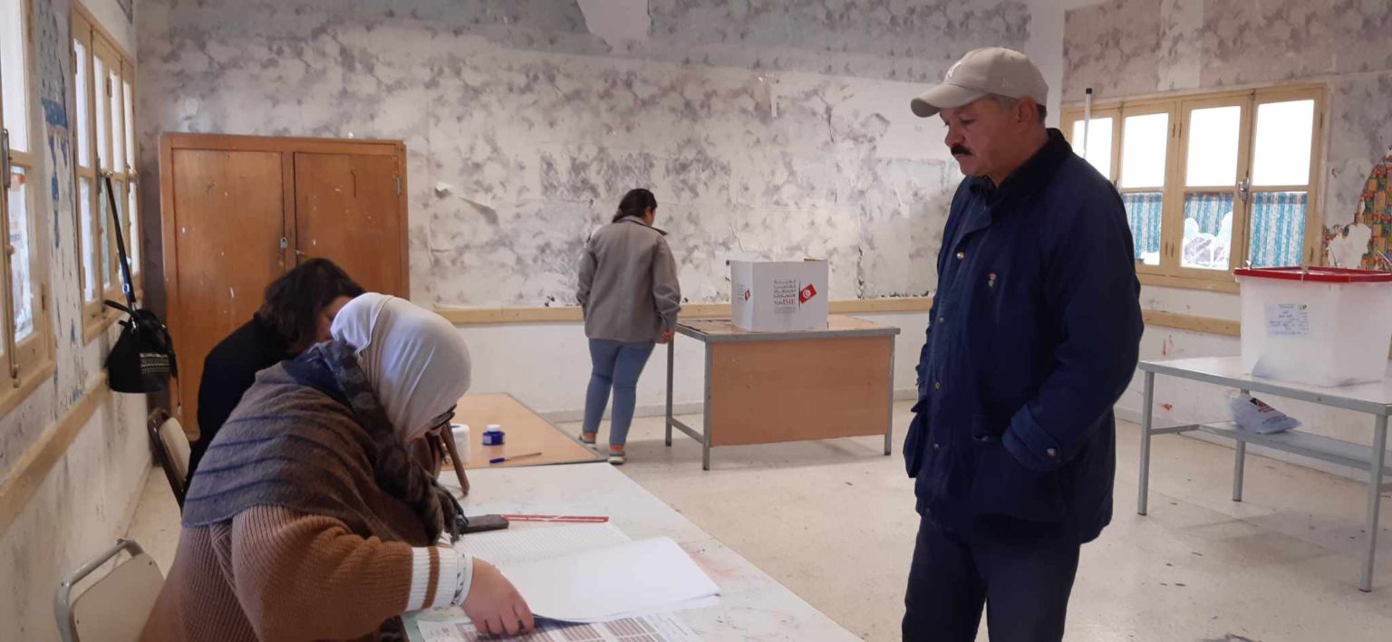 Kasserine: Démarrage des opérations de vote dans 310 bureaux [Déclaration]