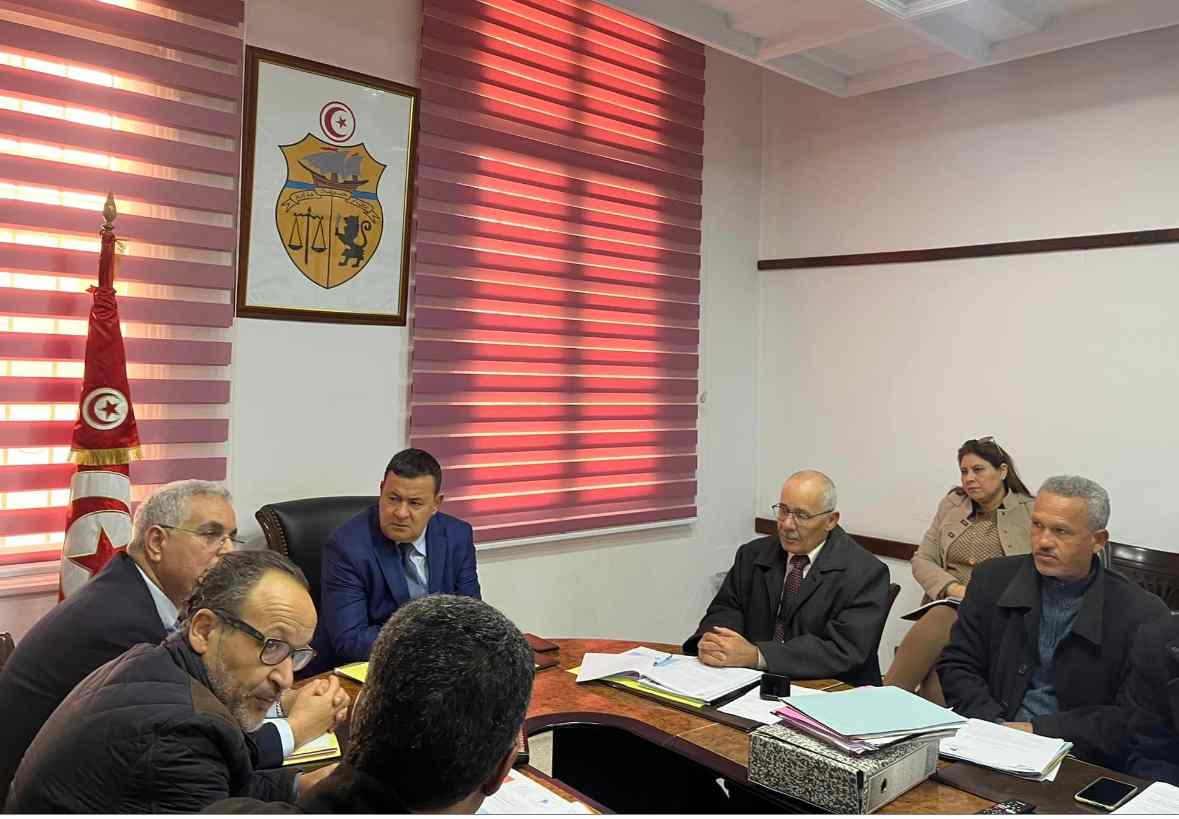 Sfax: Réunion de travail pour accélérer la réalisation des projets publics