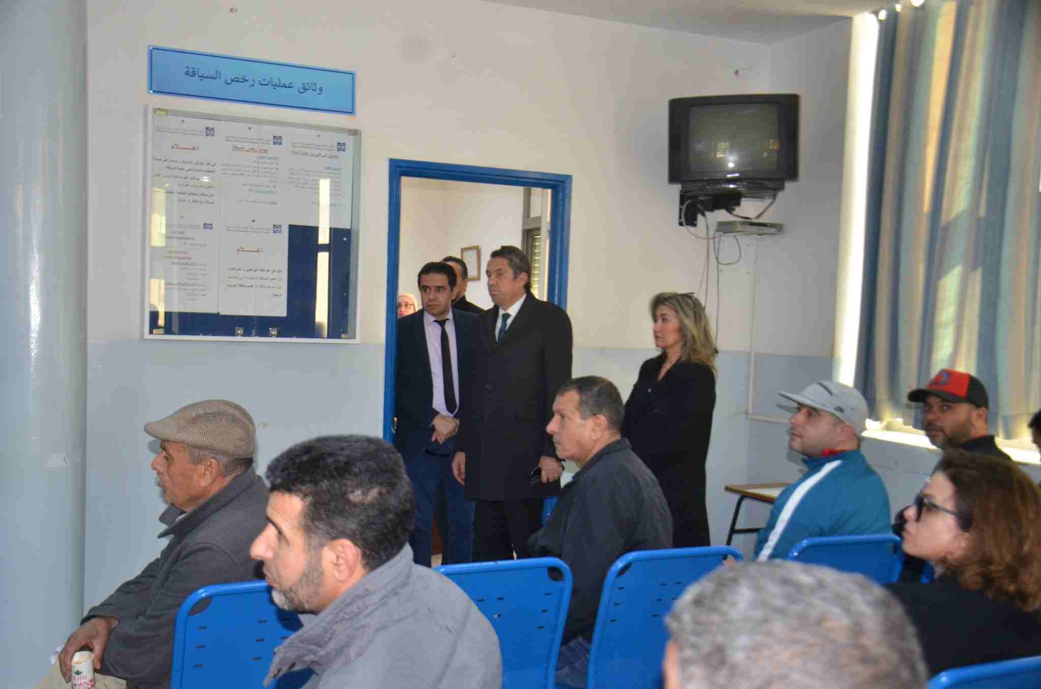 Le gouverneur de Sousse en visite inopinée au siège de l’ATTT à Sahloul