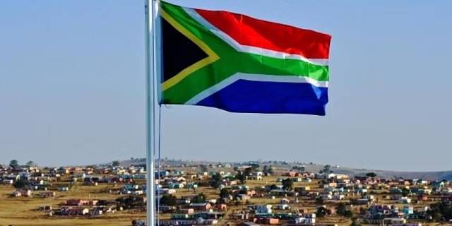 L’Afrique du Sud lance un appel pour un cessez-le-feu immédiat à Gaza et saisit la Cour internationale de Justice