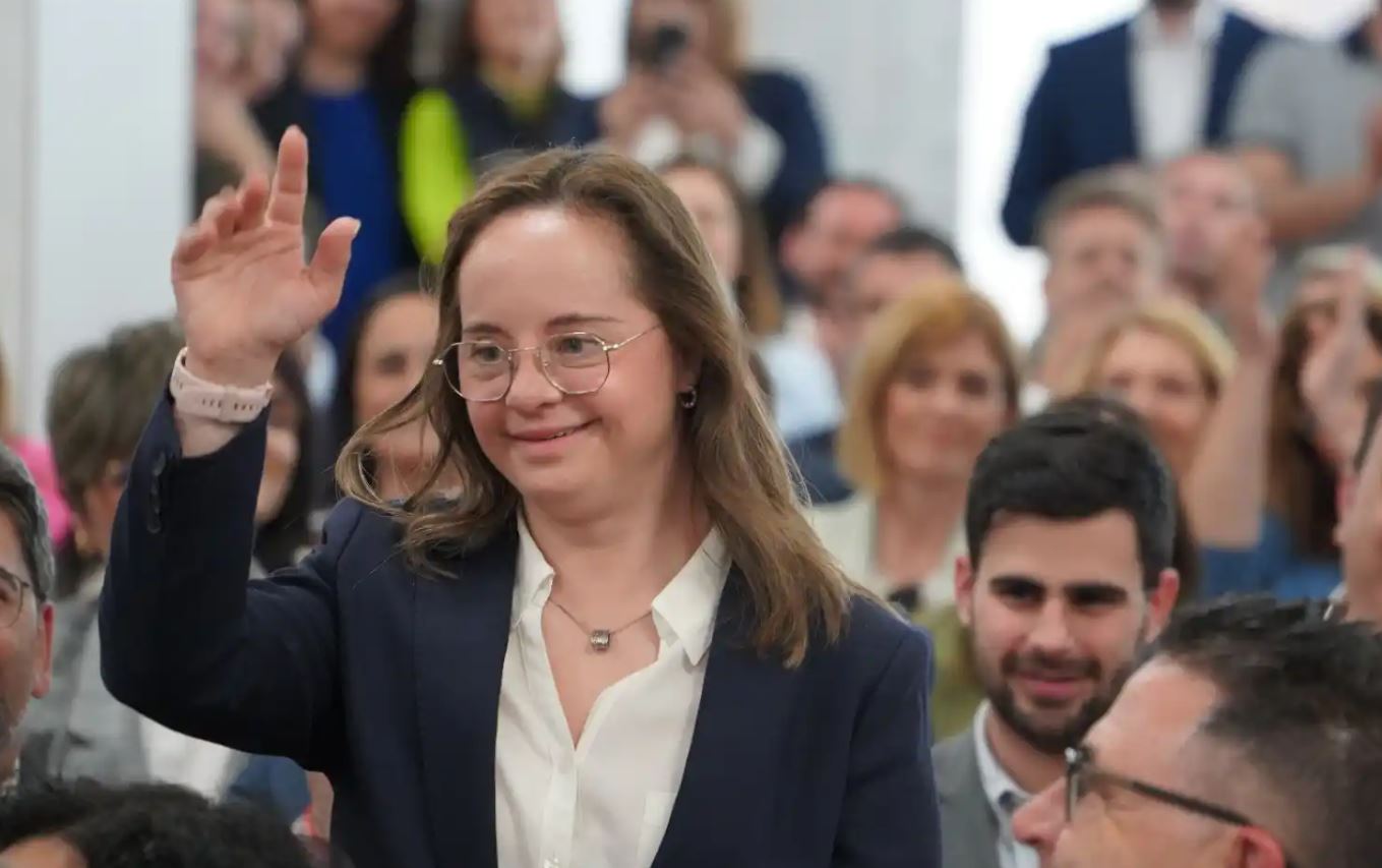 Une première en Espagne: Une femme politique porteuse de la trisomie 21 élue députée
