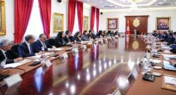 Tunisie – Le conseil des ministres décide la prolongation des délais de l’audit des recrutements et intégrations dans la fonction publique