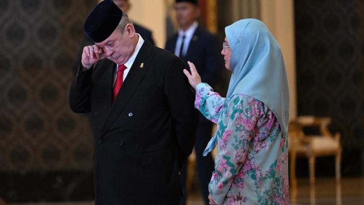 Malaisie : Le nouveau roi est un milliardaire mais ce n’est pas sa seule particularité…
