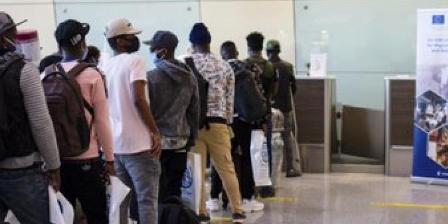 Tunisie – 168 migrants burkinabés choisissent de rentrer chez eux avec l’aide de l’OIM