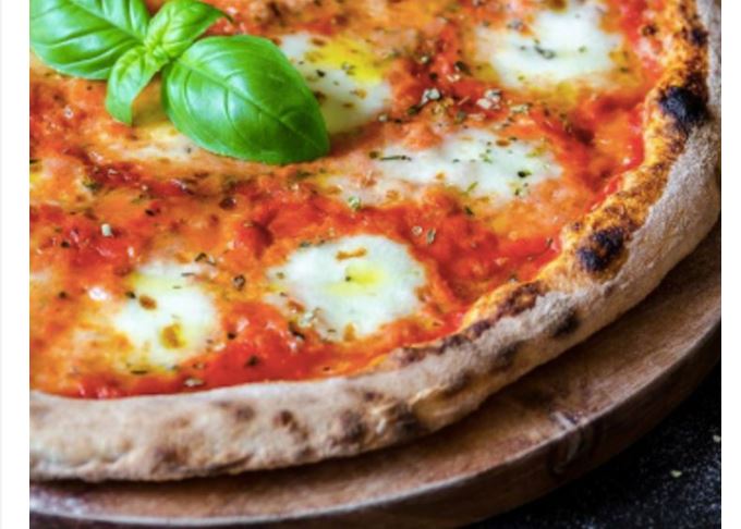 Recette : Pizza margherita “Une ode à la tradition Italienne en quatre ingrédients”