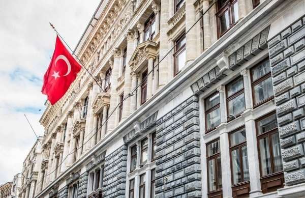 La gouverneure de la banque centrale turque démissionne