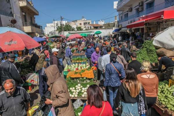 La transition du secteur informel en Tunisie : Défis et solutions