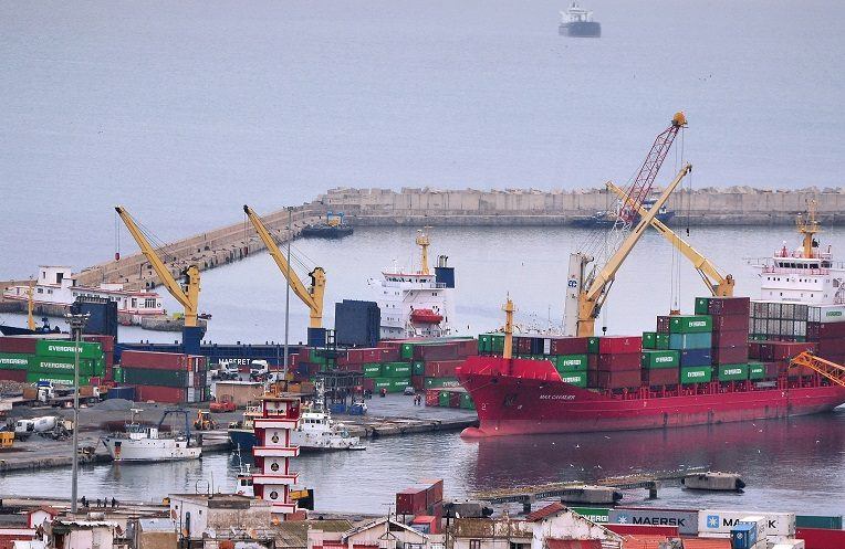 Algérie : Un excédent commercial de 10,42 milliards de dollars en 10 mois et 5,07 milliards d’exportations hors hydrocarbures