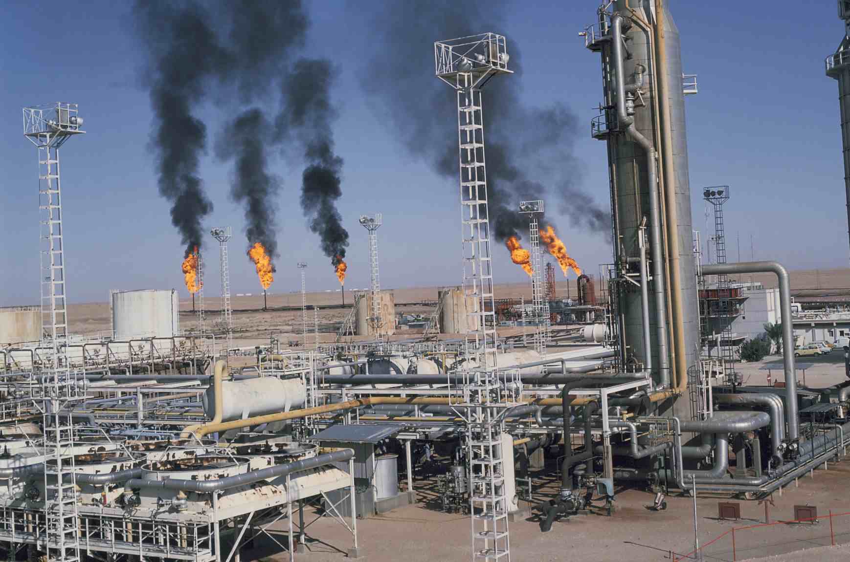 Pétrole : L’Algérie s’engage à une réduction volontaire de la production de 51 000 barils par jour
