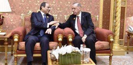 Erdogan débarque au Caire après une absence de onze ans