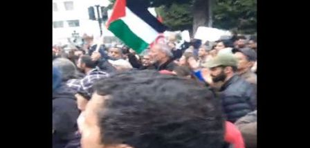 Tunisie – Manifestation de soutien à Gaza devant l’ambassade de France