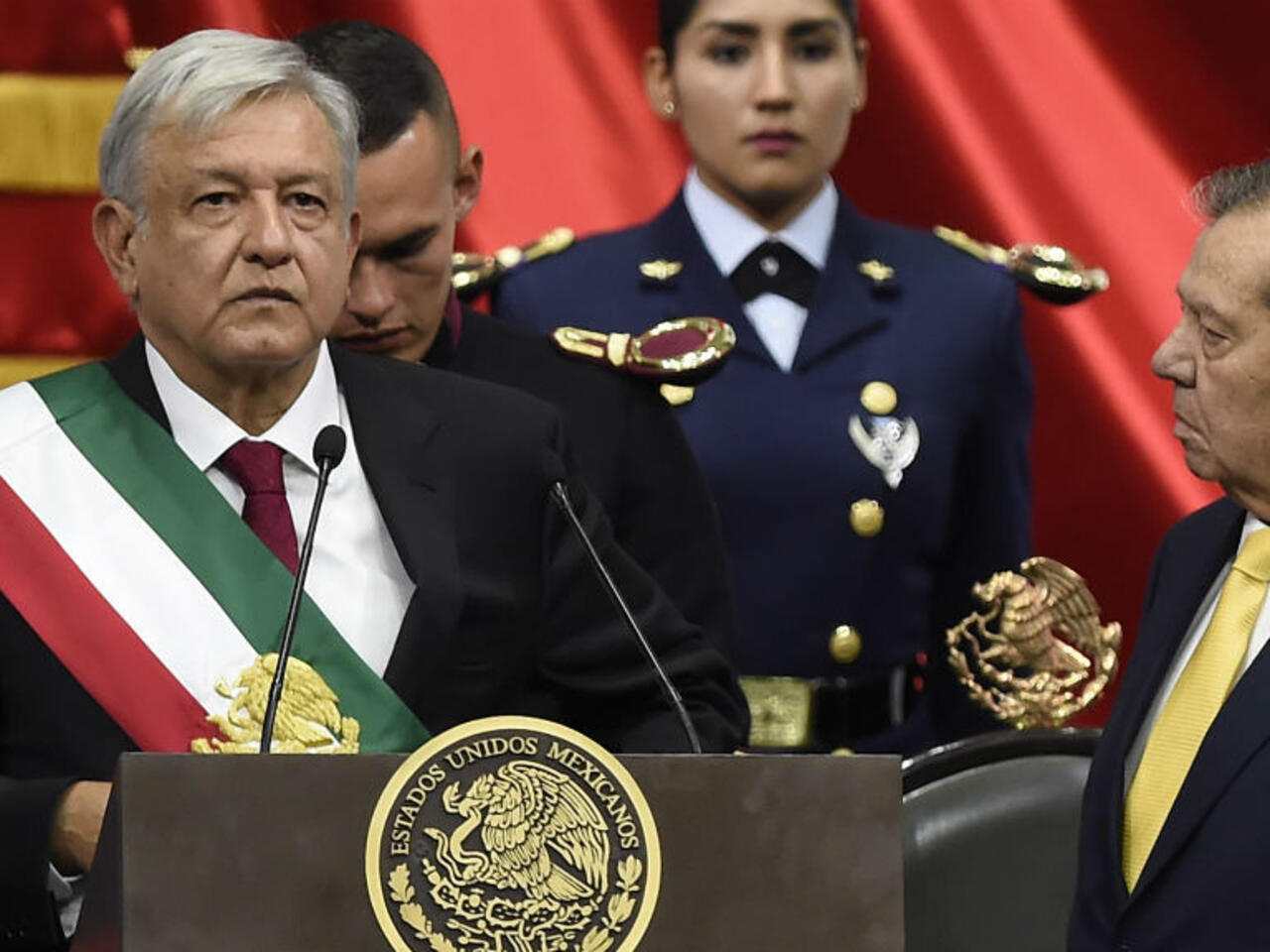 Mexique : New York Times s’approche trop des affaires mafieuses du Président, sa réaction est folle…