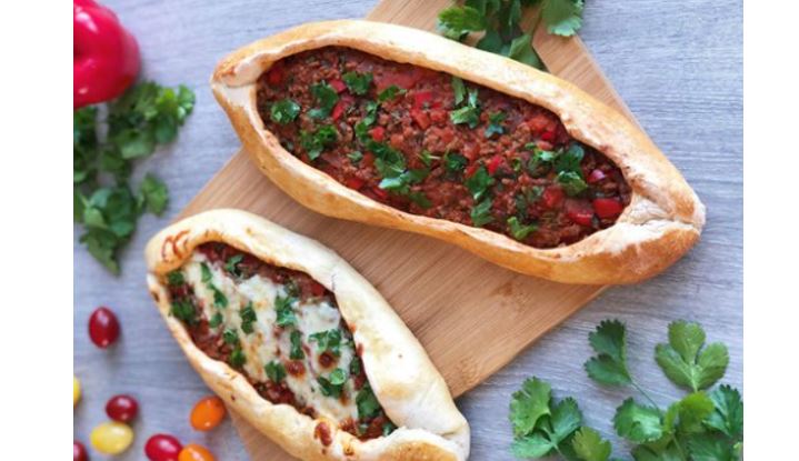 Recette : Pide Turque gourmande “Une explosion de saveurs orientales à chaque morceau “