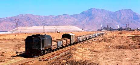 Tunisie – Reprise du transport de phosphate par train sur la ligne 15 après un arrêt de 7 ans
