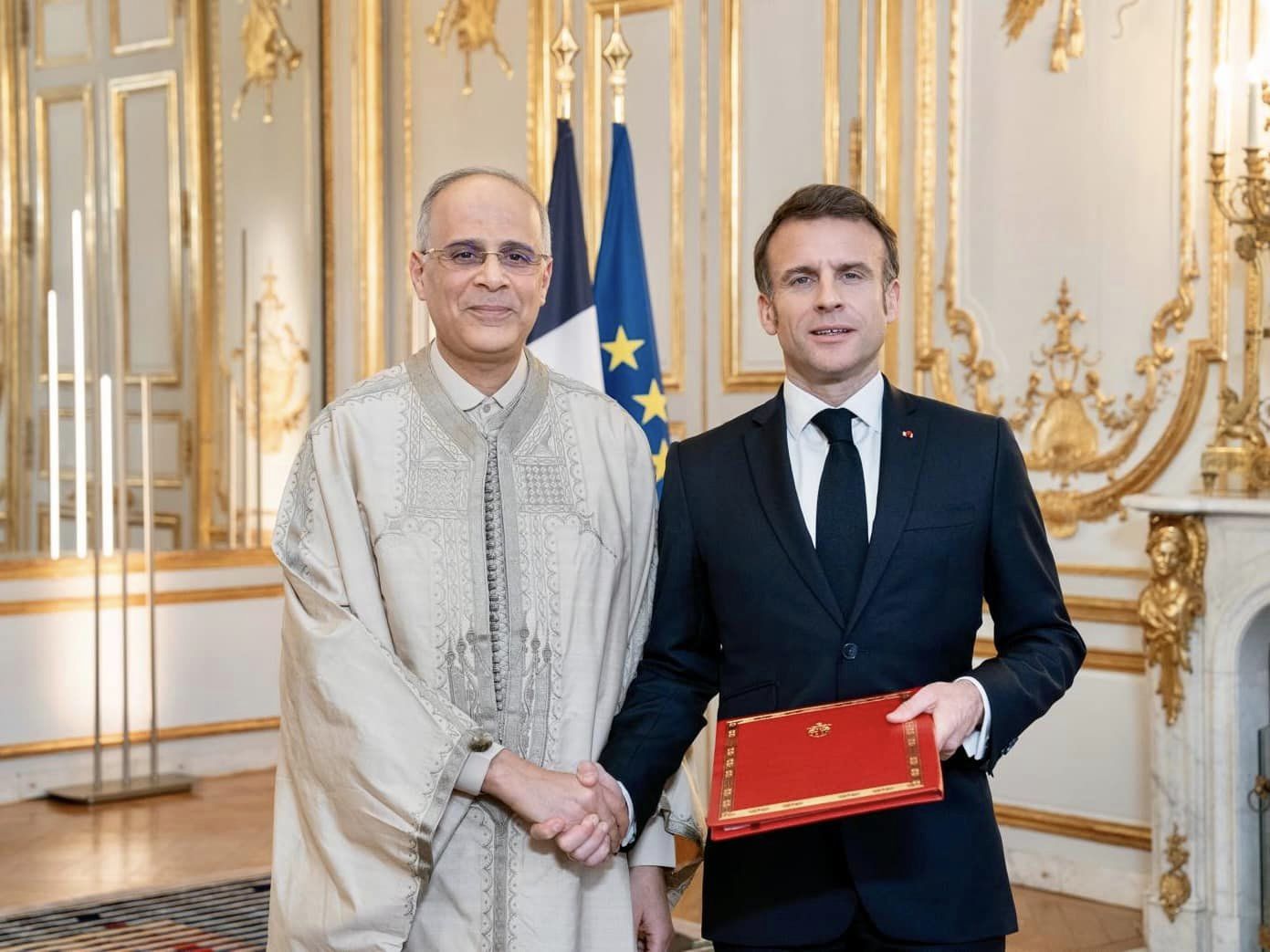 Dhia Khaled, ambassadeur de Tunisie en France, remet ses lettres de créance à Emmanuel Macron