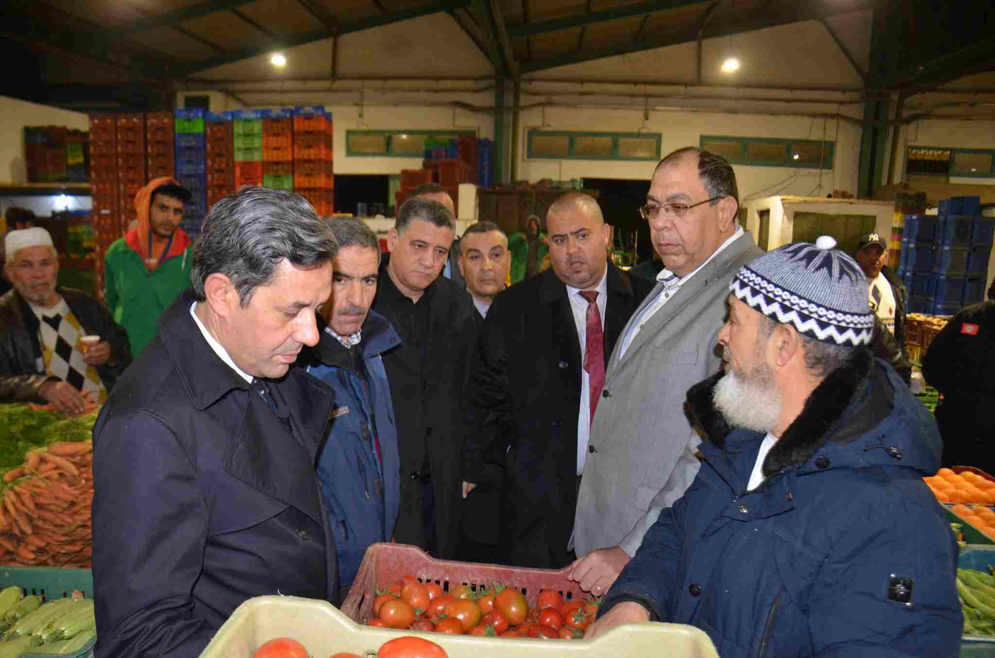 Le gouverneur de Sousse en visite inopinée au marché de gros