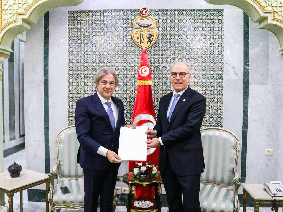 Nabil Ammar reçoit une copie des lettres de créance de l’ambassadeur de Türkiye en Tunisie