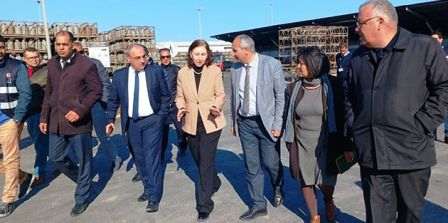 Tunisie – La ministre de l’équipement visite le site de l’explosion au port de Rades
