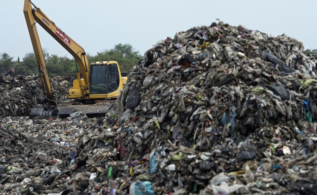 Italie: Saisie de plus de 80 tonnes de déchets à destination de la Tunisie, selon Majdi Karbaï