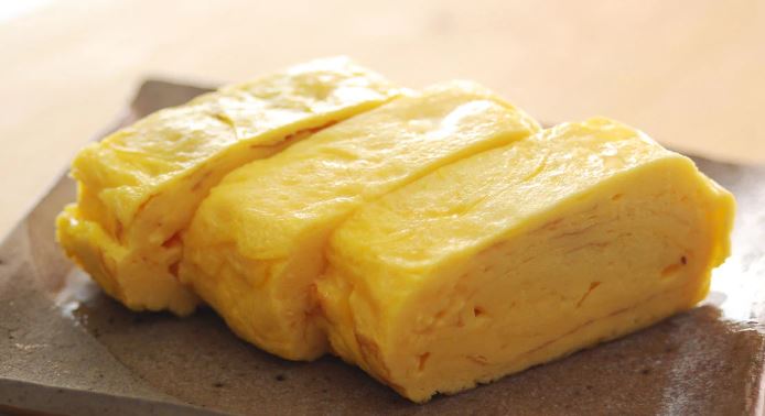 Tamagoyaki : L’omelette Japonaise simplifiée avec des ingrédients courants