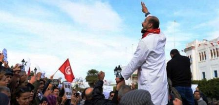 Tunisie – Sfax : Les enseignants du primaire diplômés des sciences de l’éducation protestent