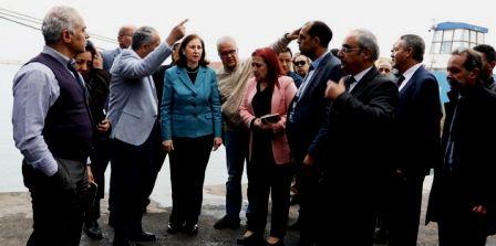 Tunisie – La ministre en charge des transports en visite d’inspection au port de Rades