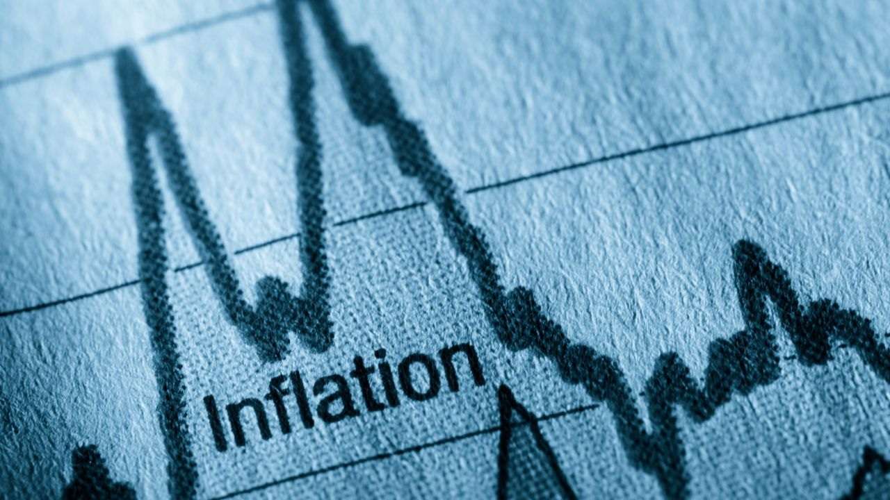 Inflation tenace : Réflexions sur les limites institutionnelles et les solutions proposées