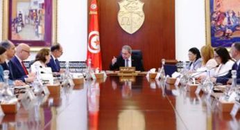 Tunisie – Hachani préside un conseil ministériel pour étudier l’appui logistique au recensement général de la population