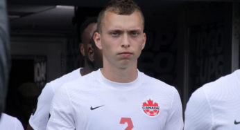 Les anti-racistes vont adorer le discours d’une star de l’équipe de foot du Canada