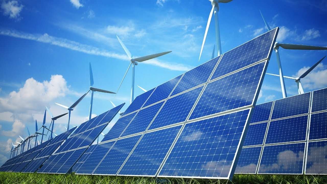 Les investissements dans les énergies propres devanceront ceux dans les énergies fossiles en 2024