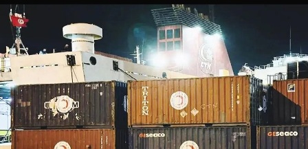 Tunisie – Le navire de la solidarité humanitaire avec le peuple de Gaza accoste dans un port égyptien