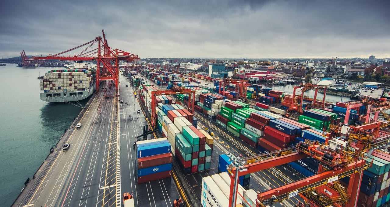 Les profits de DP (Dubai World) chutent de 59 % au premier semestre en raison de la crise de la mer Rouge