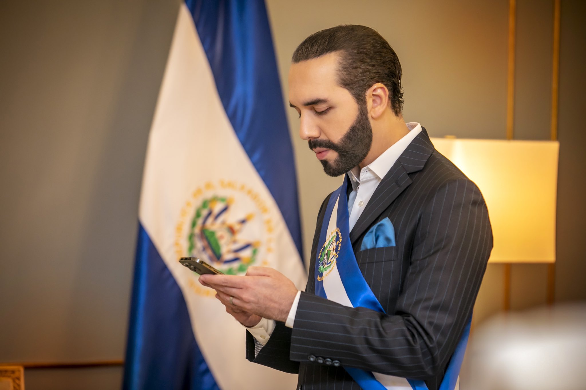 Salvador : Le style Bukele, “le pays le plus dangereux au monde est devenu plus sûr que le Canada”